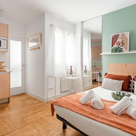 Charming Sol Studios Madrid Exterior photo