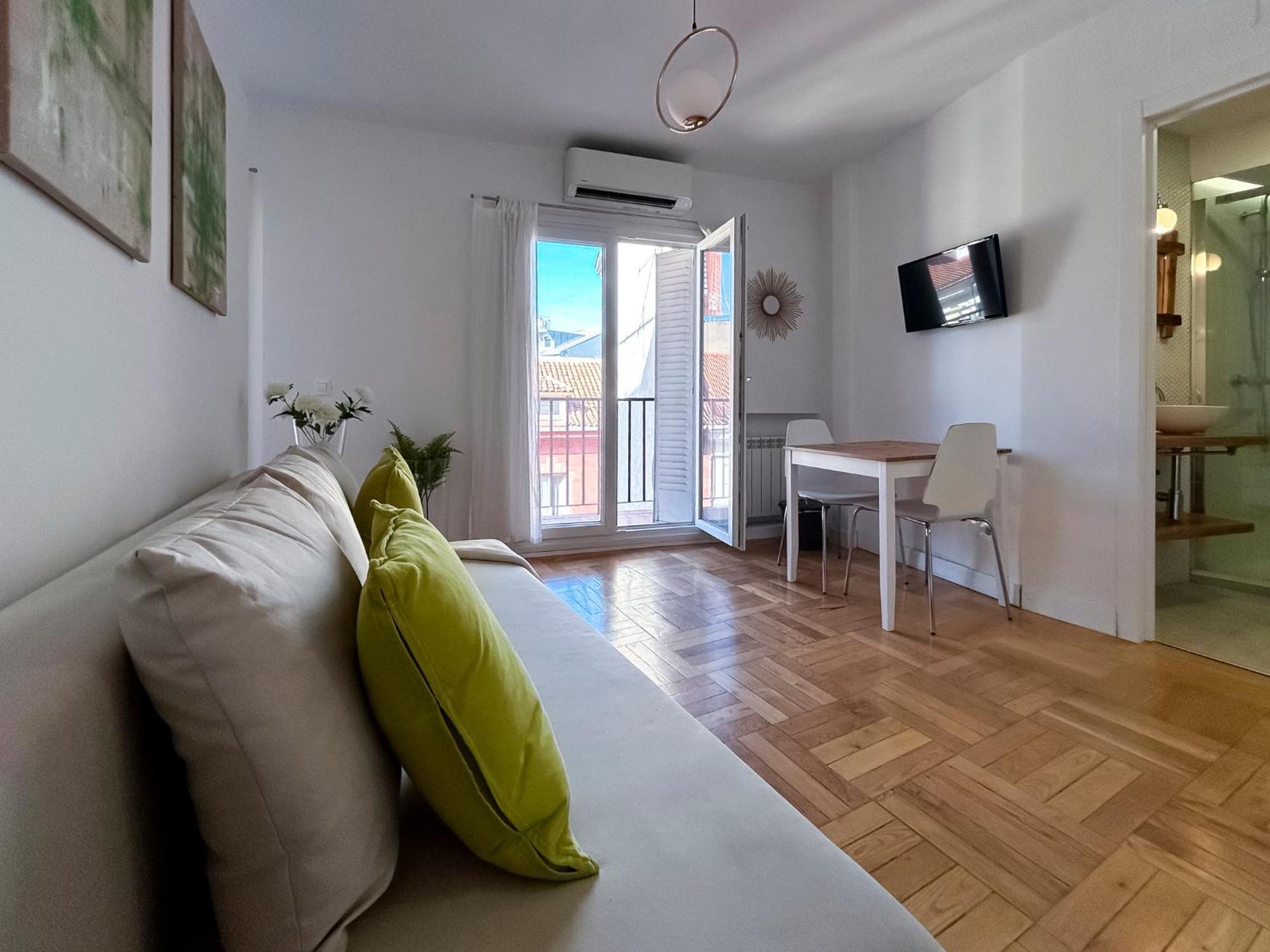 Charming Sol Studios Madrid Exterior photo